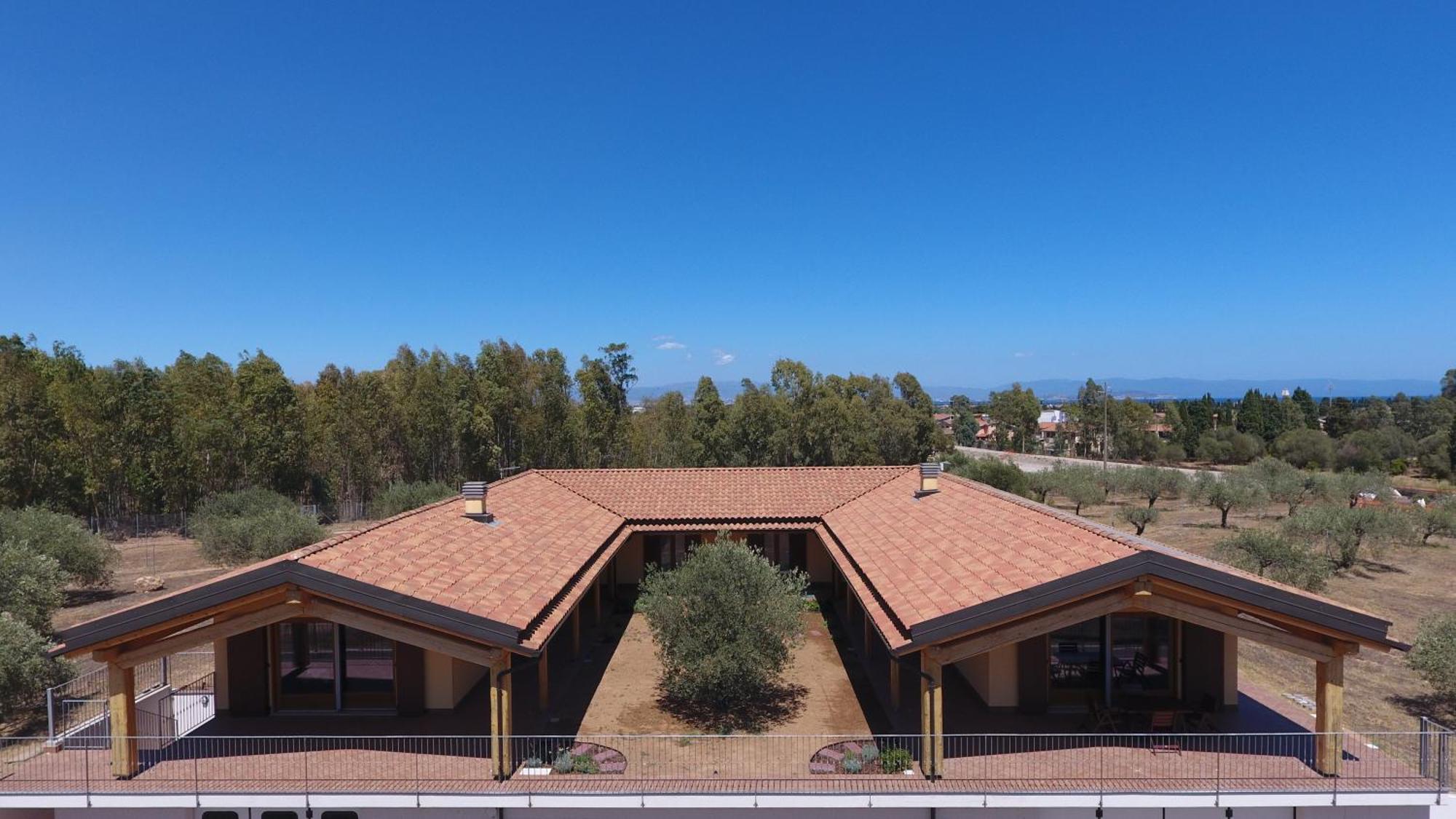 Agriturismo Corte Degli Ulivi Капотера Екстериор снимка