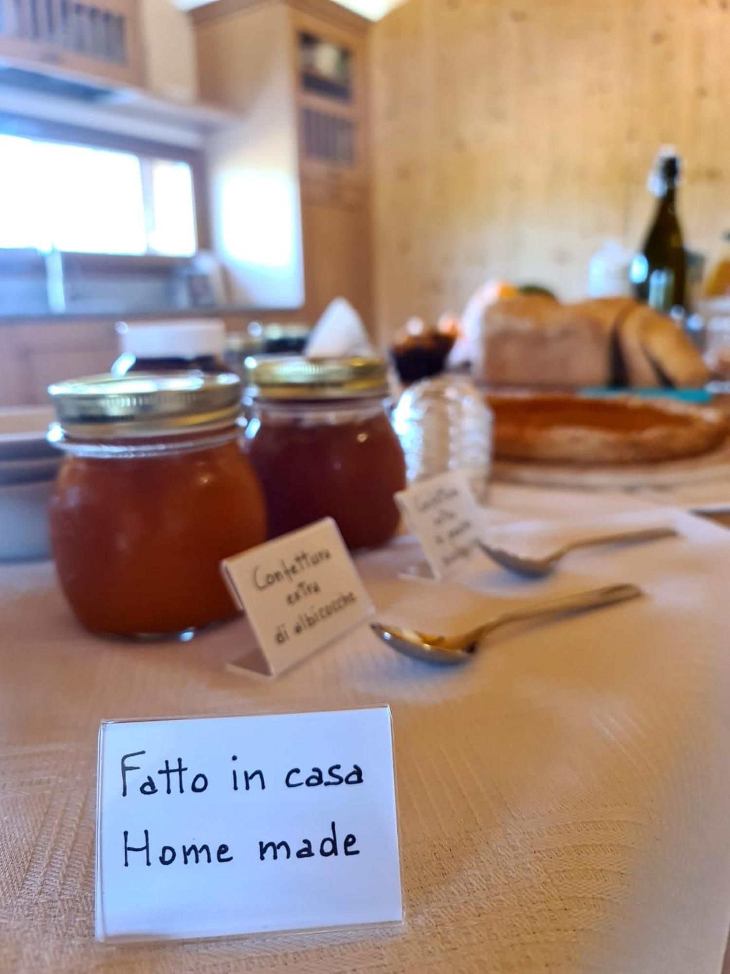 Agriturismo Corte Degli Ulivi Капотера Екстериор снимка